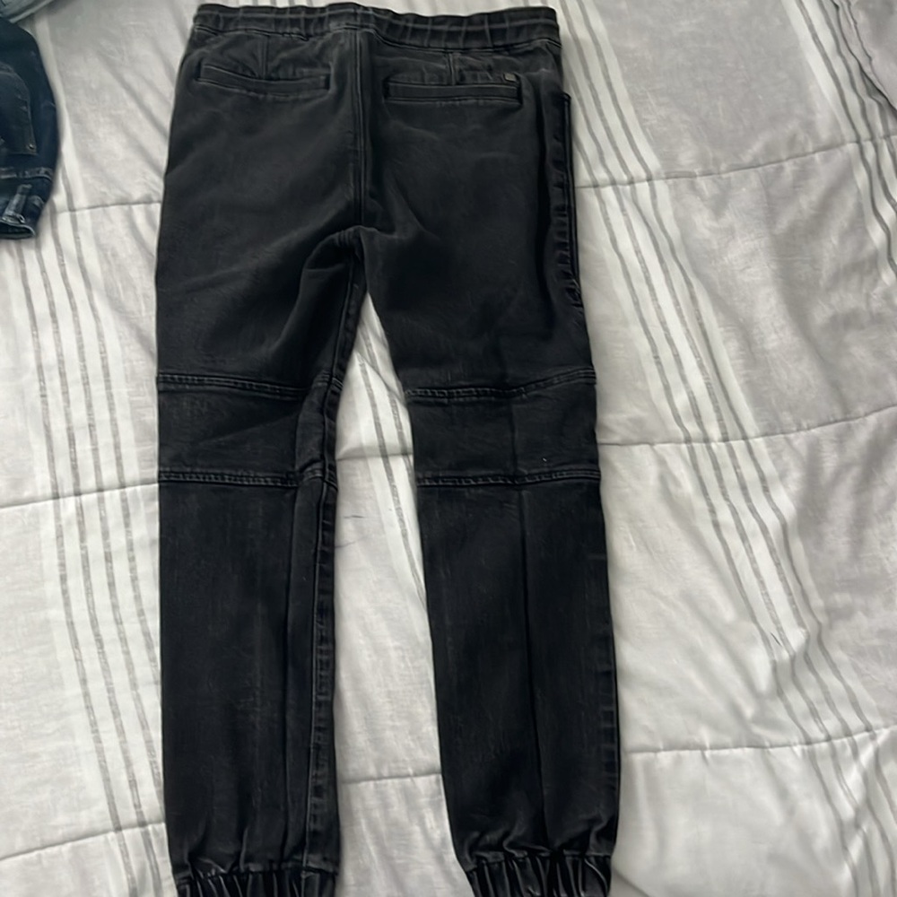 Boys (XL) Black Jogger Pants - Picture 2 of 2